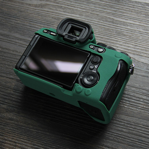 适用索尼A7M4硅胶套A7R5机身套