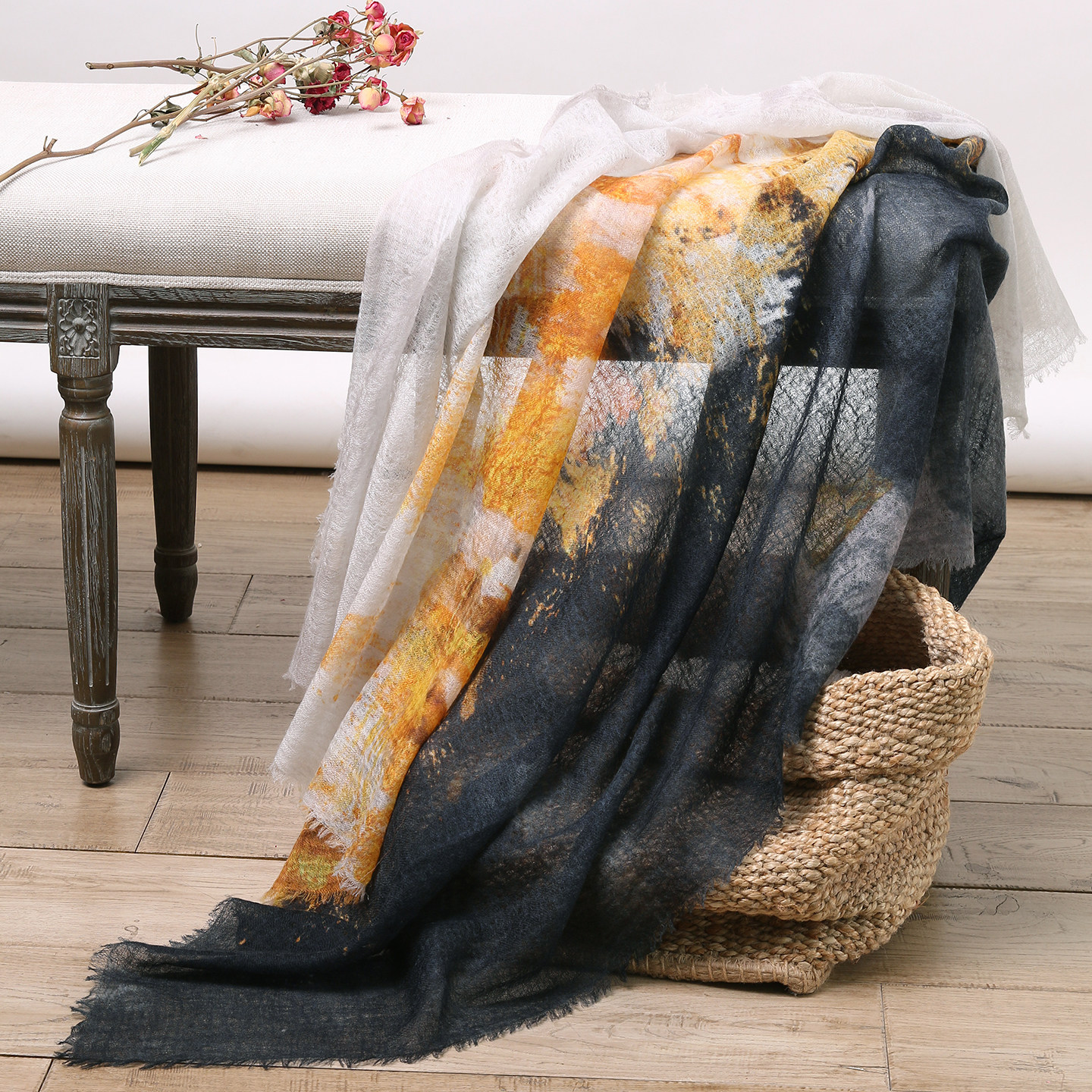 APCSHOP 印花山羊绒围巾国风喷绘戒指绒大方巾轻暖百搭散须披肩