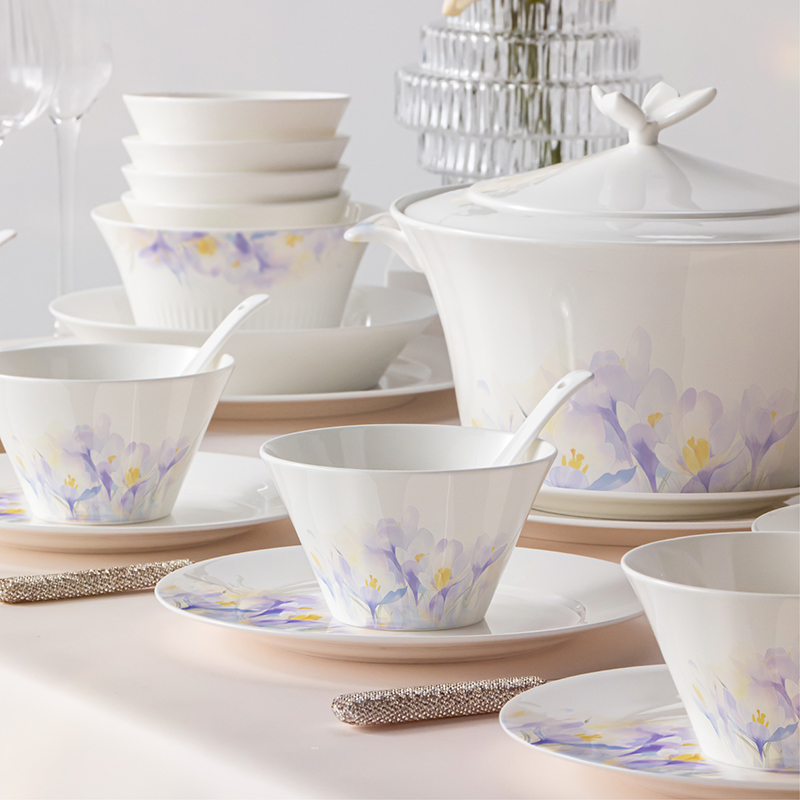 高档釉下彩盘子碗组合 碗碟套装家用景德镇陶瓷骨瓷乔迁新居餐具