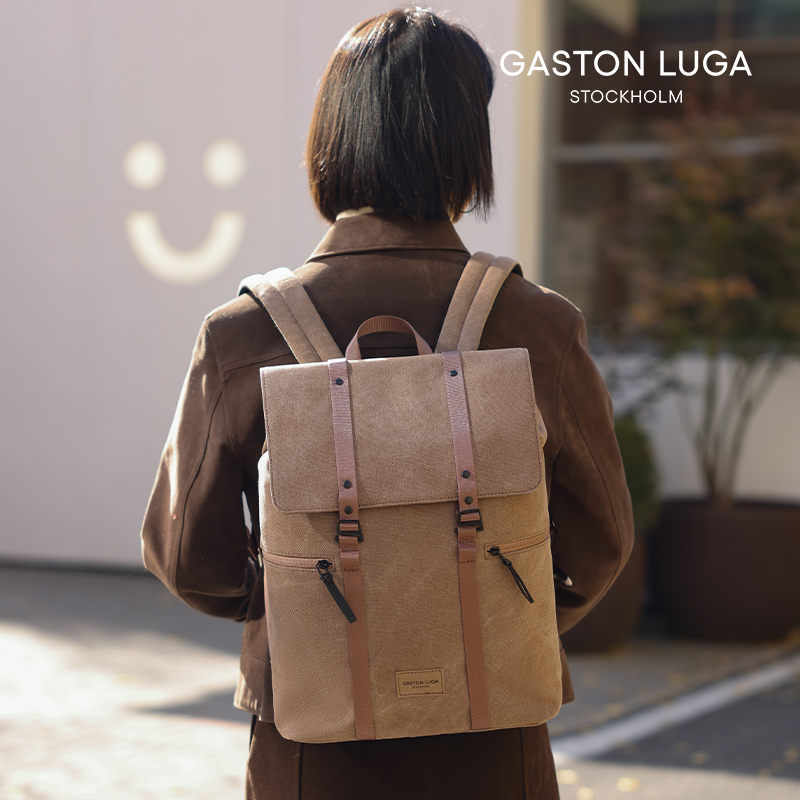GastonLuga水洗帆布双肩包