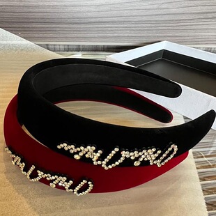 复古闪闪钻字母发布丝绒高级感头饰简约宽边发箍头箍海绵发箍