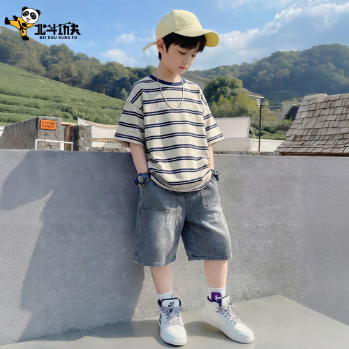 优质男童短袖套装 舒适透气