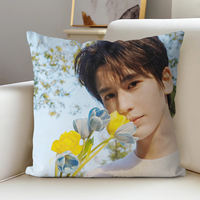 Zhang Linghe's pillow for the living room and bedroom, with a light luxury and high-end feel. Customized pillowcases and cushions based on the same style photos thumbnail 4