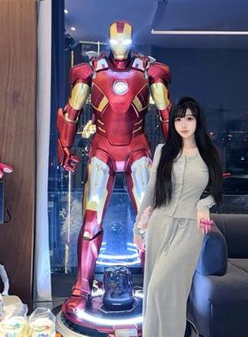 发光钢铁侠比全身模型反浩克玻璃钢雕塑客厅装饰大型落地摆件