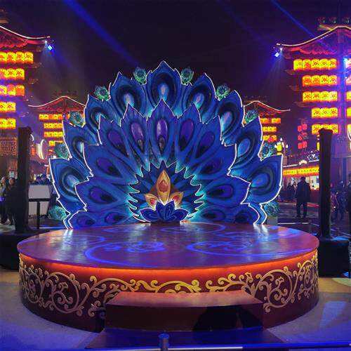 造型各异色彩缤纷的玻璃钢表演舞台旋转动态装置恐孔雀花瓣造型