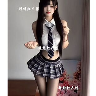 轻烧小套装学院风制服JK穿搭格纹百褶裙领带背心上衣一整套俏皮感