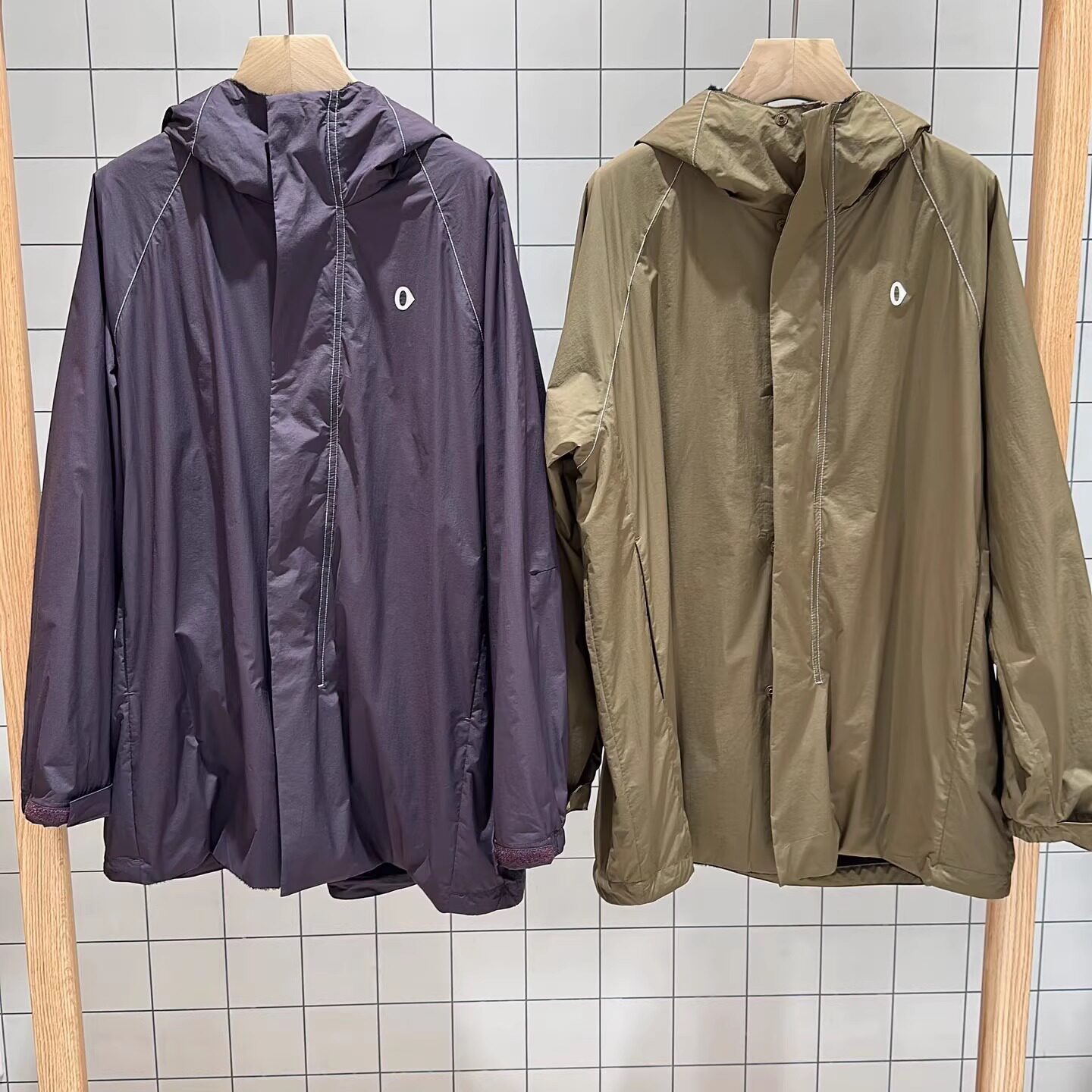 2025年素然专比女士秋冬户外轻量保暖连帽抓绒运动外套A0243JA11