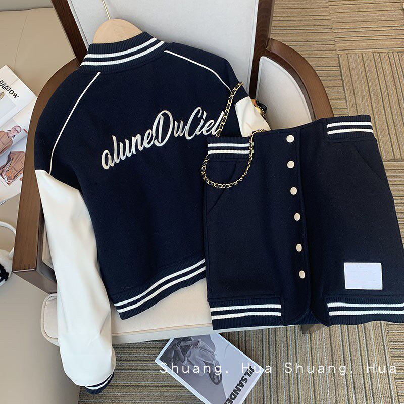 [ORIGINAL NICHE] PREPPY SUIT WOMENS WINTER 2024 NEW AGE REDUCTION THICKENED BASEBALL UNIFORM SHORT SKIRT TWO-PIECE SET