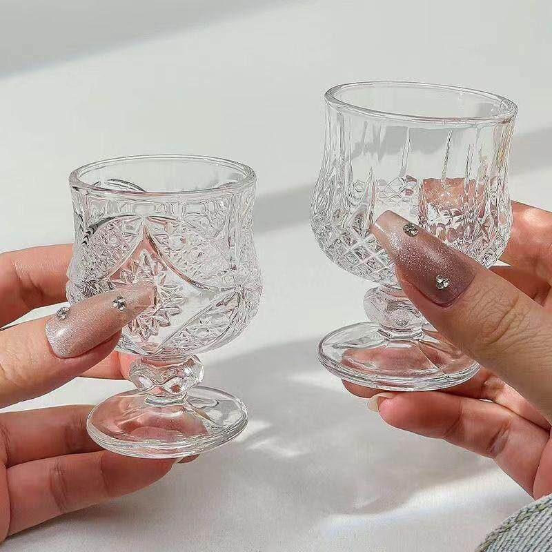 迷你可爱ins酒杯高颜值刻花公主风 白酒杯套装家用小酒杯一口杯子