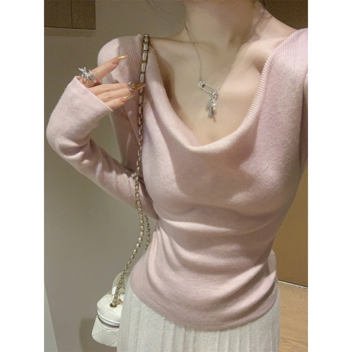 纯欲风荡领一字肩针织打底衫上衣