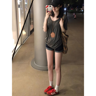 韩系松弛感灰色U领短袖 上衣 t恤女夏季 百搭宽松休闲慵懒风超好看