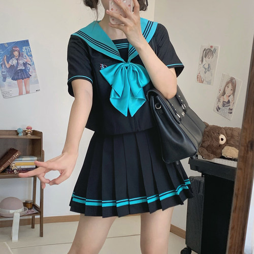 初音色原创水手服收腰套装