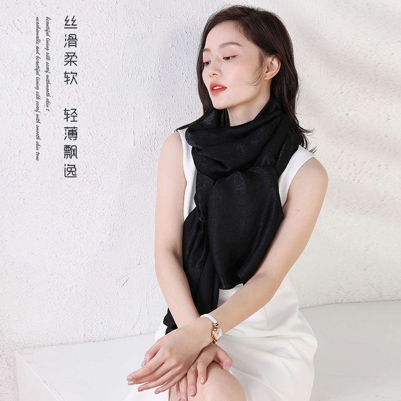正品纯色真丝丝绒围巾春秋冬季桑蚕丝丝巾成熟妈妈优雅披肩黑色女