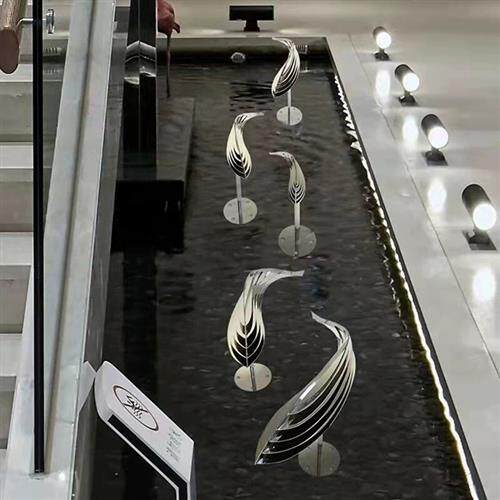 不锈钢鱼摆件户外水池装饰售楼处酒店水景雕塑金属镜面鱼群工艺品