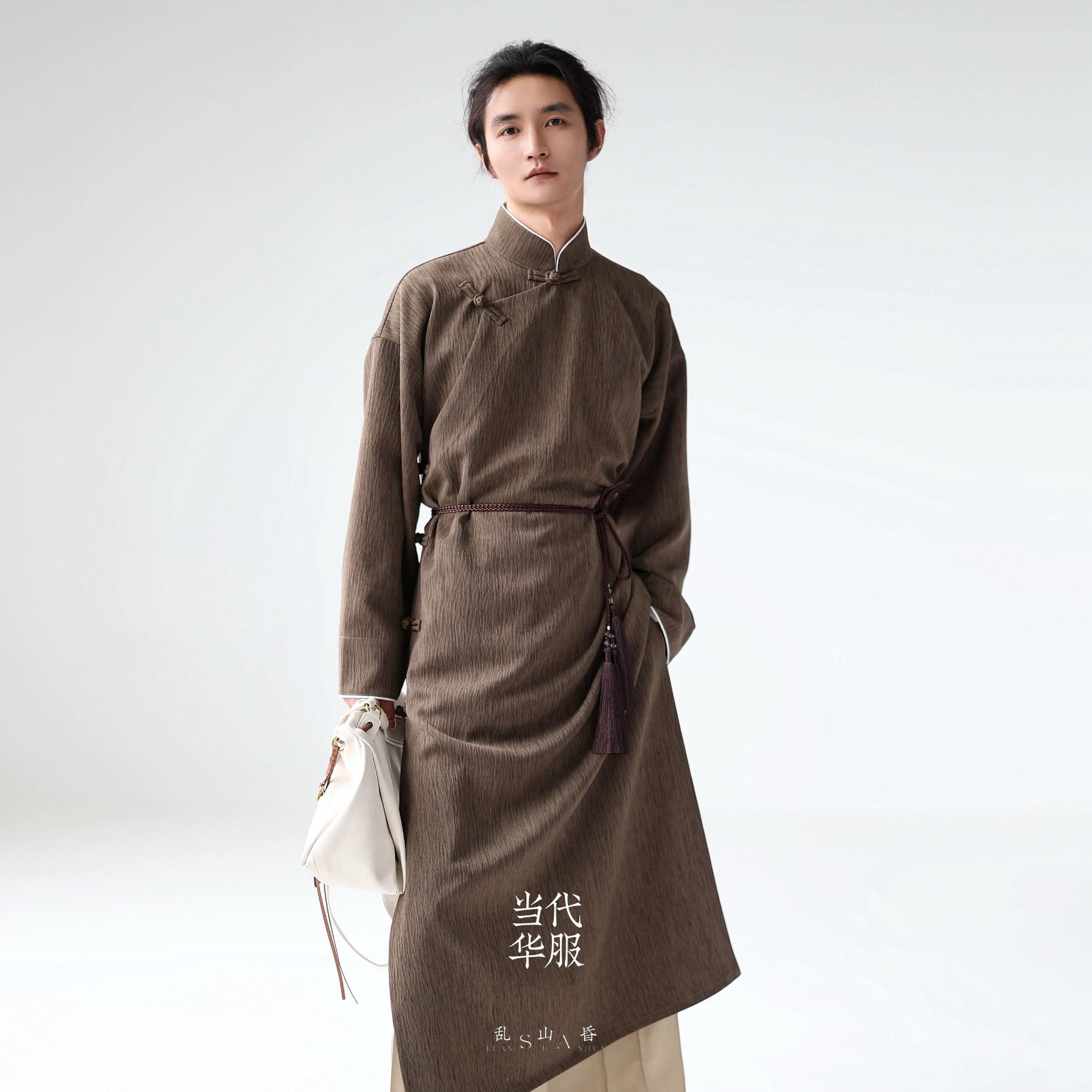 乱山昏当原创褐色通勤长款百搭