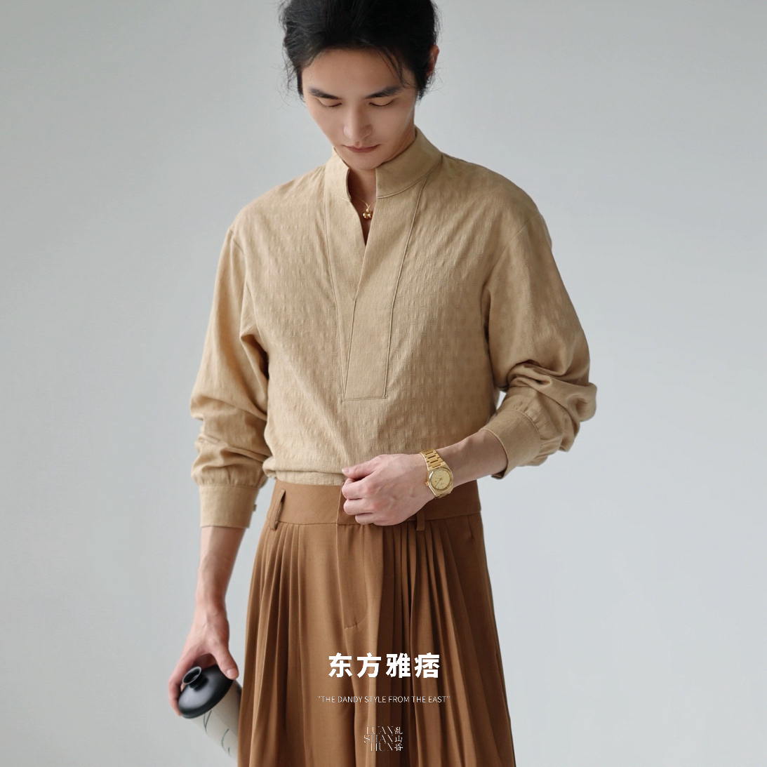 乱山昏 东方雅痞新中式国风原创卡其黄色古朴百搭套头衬衫男轻薄