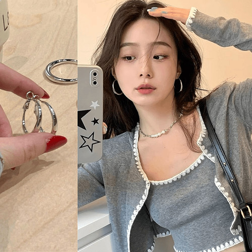 金属冷淡风素圈耳环女2026新款爆款小众银色大圈圈耳饰设计感耳圈