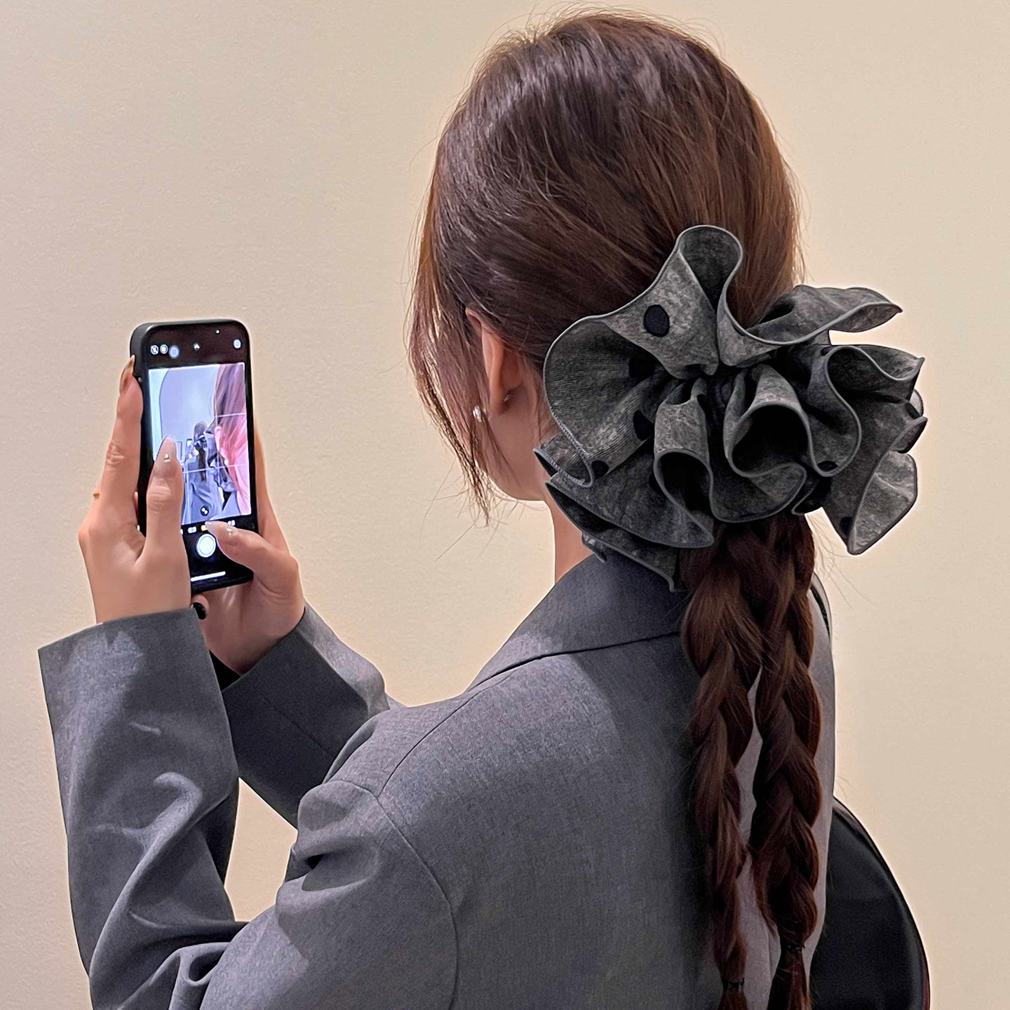 懒惰风双层灰色波点褶皱大肠发圈