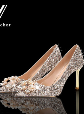 2024年新款婚鞋新娘鞋水钻尖头细跟水晶鞋伴娘主婚纱香槟色高跟鞋