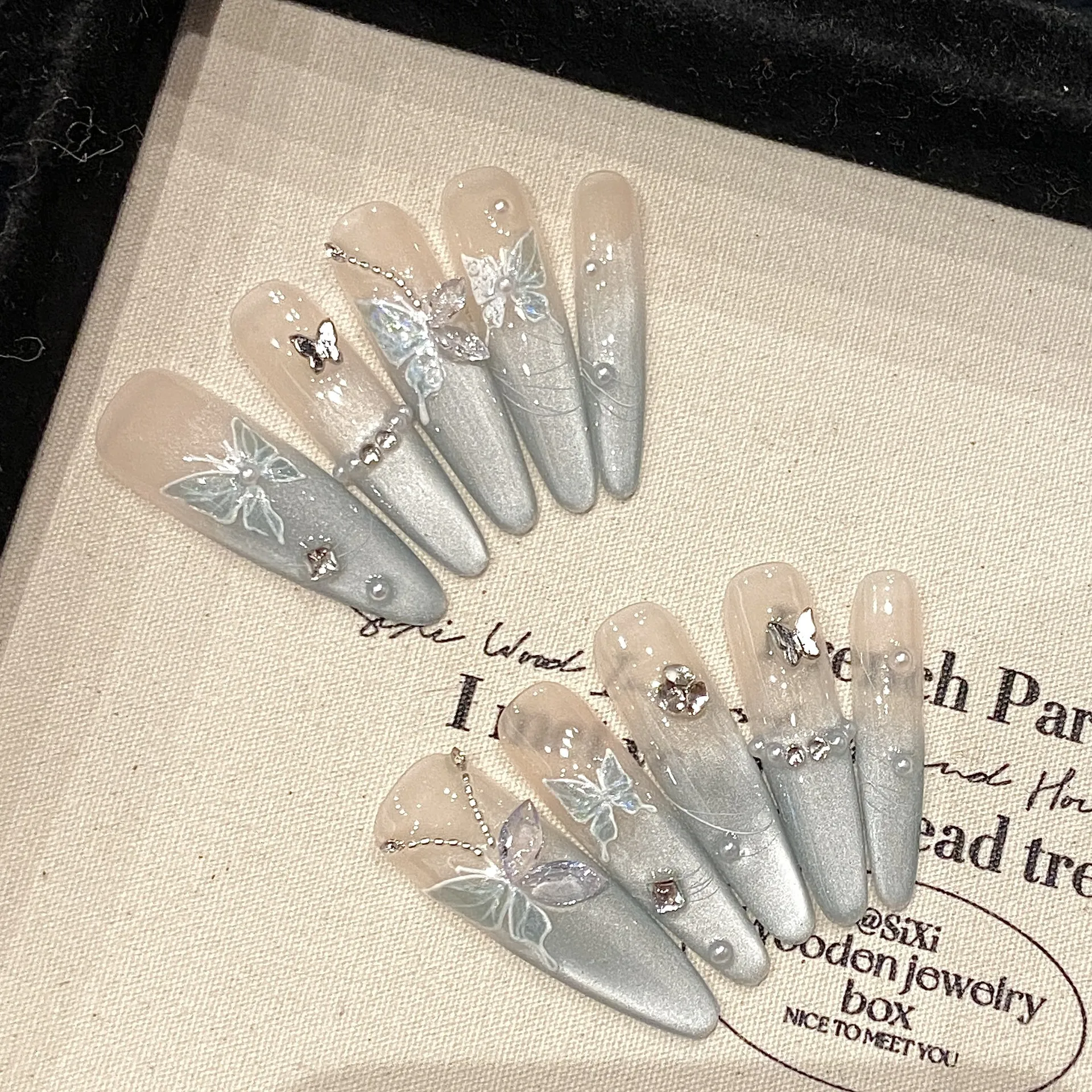 霜筠【薄荷曼波】纯手工穿戴甲显白轻奢长款猫眼穿戴式美甲甲片