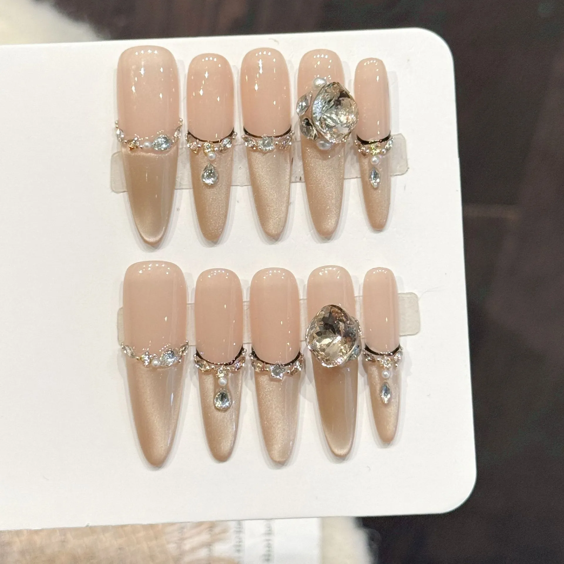 艺禾原创【裸钻流光】裸色渐变大钻饰纹手工穿戴甲高级感美甲贴片,彩妆/香水/美妆工具,穿戴甲/甲片,淘宝优惠券,粉丝福利购,淘宝优惠卷