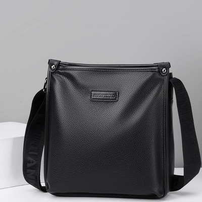 新款男士包包单肩斜挎包商务休闲背包男款手机小挎包挂包皮包高级