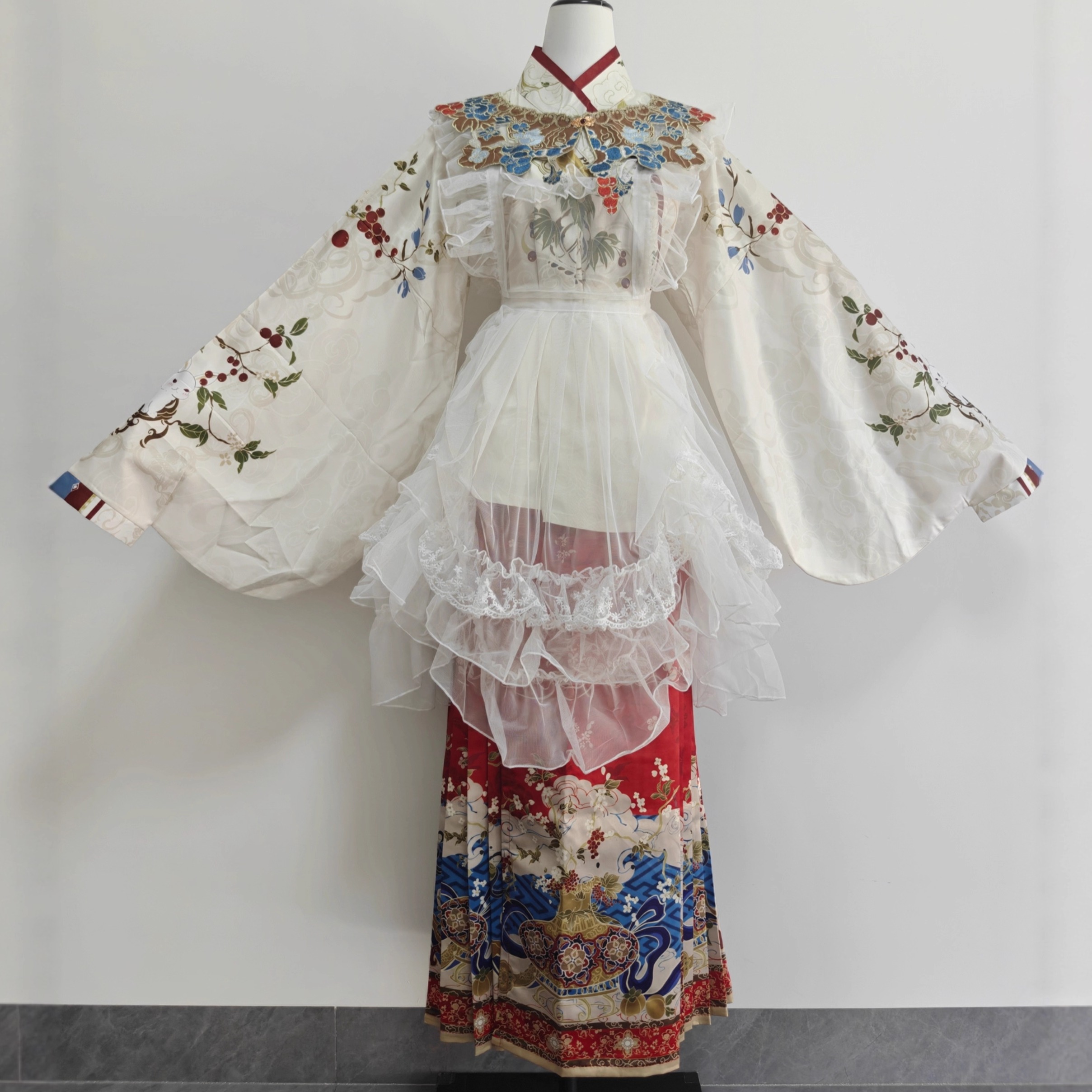 秋冬日常红色汉洋折衷汉服套装