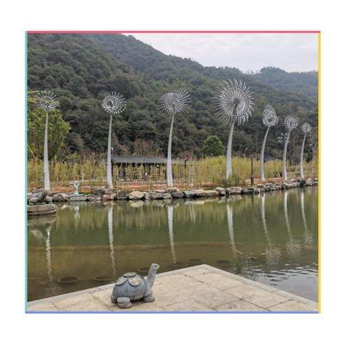 大型风动雕塑转动风车灯户外景观灯设施不锈钢风动雕塑亮化灯圆片