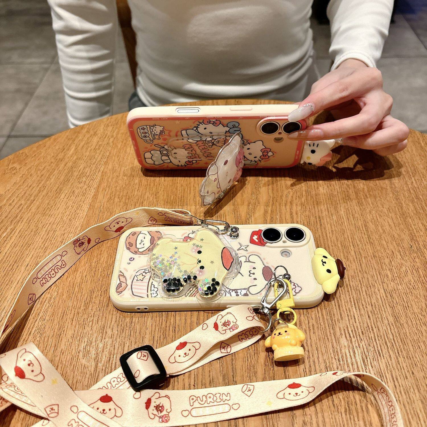 小红书同款曲奇布丁狗适用苹果5 6 7手机壳se女新款iPhone5s 6s 7plus镜子支架6p 6sp 8p全包se2斜挎式凯蒂猫