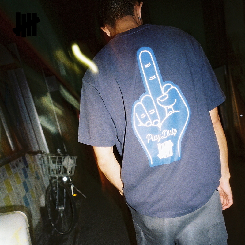 五条杠美式图案短袖T恤