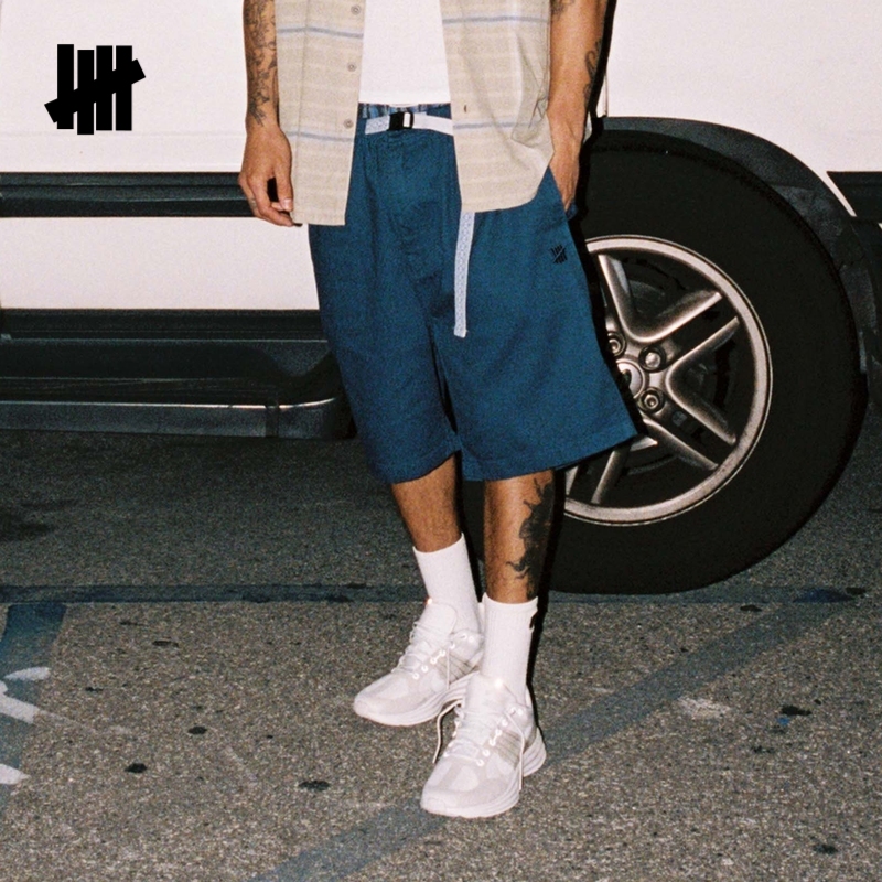 UNDEFEATED五条杠简约短裤