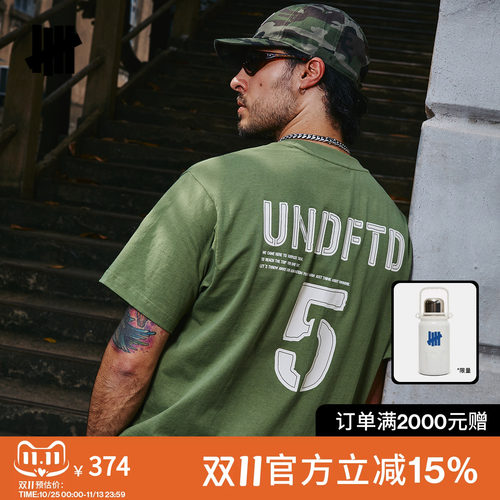 UNDEFEATED五条杠数字短袖T恤