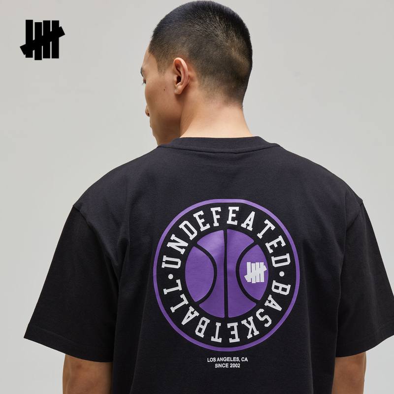 UNDEFEATED复古春季短袖