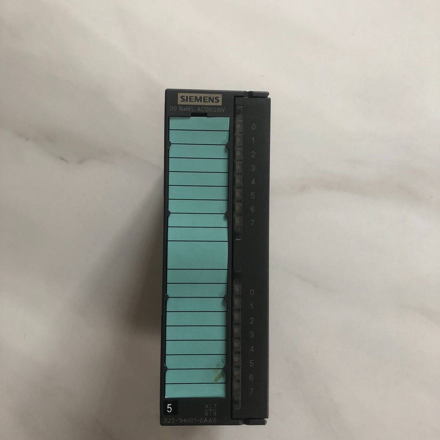 议价6ES7322-1HH01-0AA0，成色九成新，适用