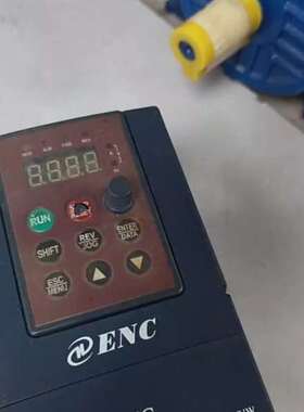 议价变频器1.5KW，EDS800-4T0015N，成色如图适用