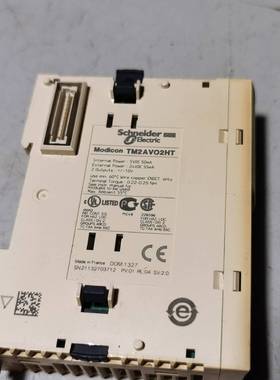 议价plc模块 TM2AV02HT 包好，100元包邮适用