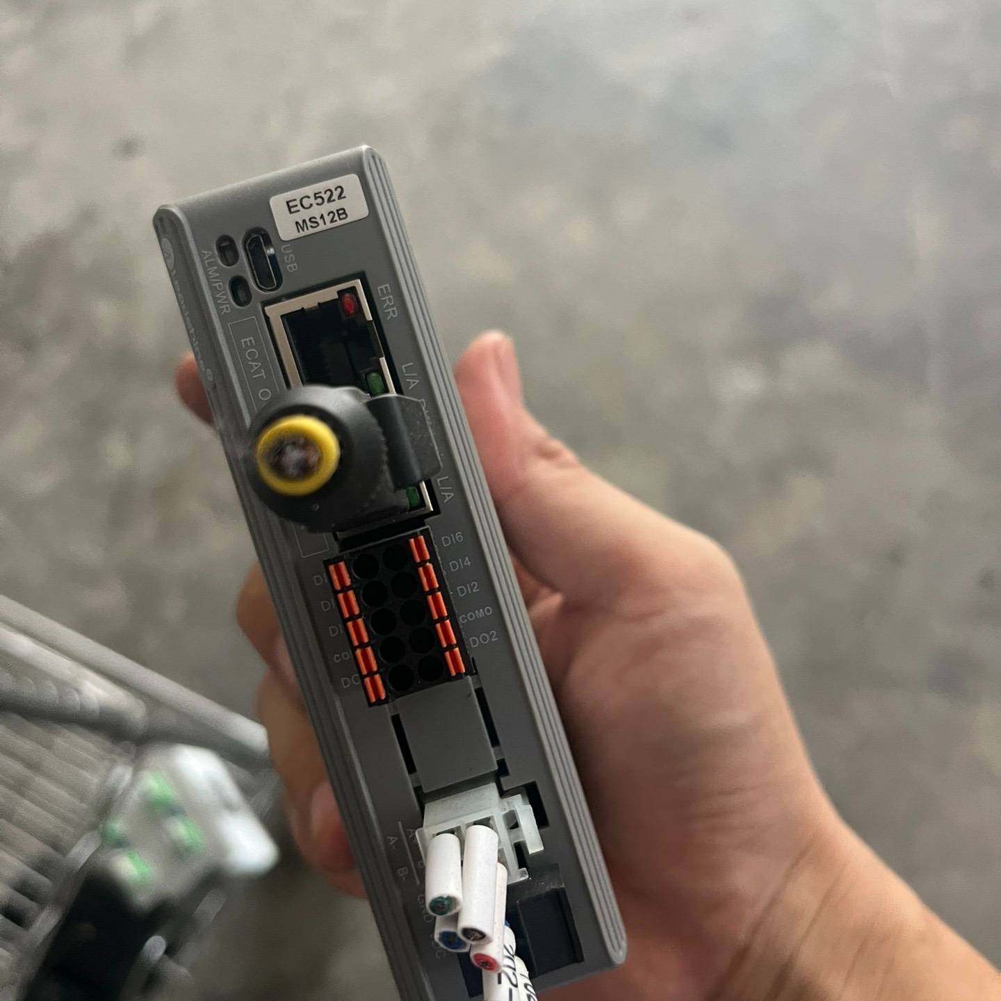 议价雷塞步进驱动器，型号DM3C-EC522，实适用