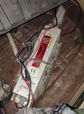 议价新锐30W CO2激光器  FSVI30SAC适用