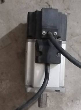 议价卧龙伺服电机，型号msxl401e2fuay，功适用