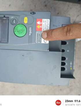 议价变频器ATV310HU30N4A.3KW.成色如图.喜适用