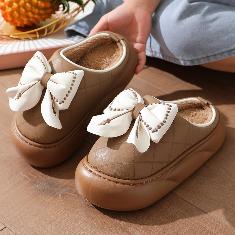 新款冬季棉拖女居家室内防滑PU皮面包头拖鞋可爱蝴蝶结厚底百搭