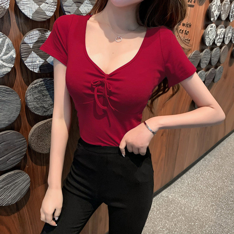 短袖女2020年夏季车厘子红小个子显瘦紧身性感v领上衣系腰带t恤女