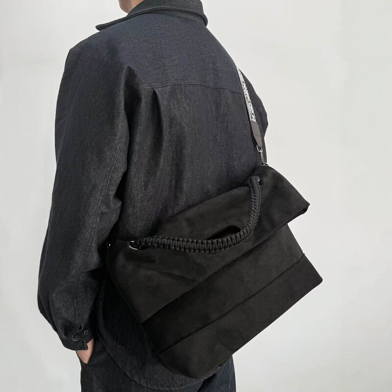 复古绒面包包男女黑色麂皮hobo包编织手柄斜挎包通勤大包高级感