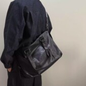 复古潮酷行李袋旅行包大容量托特包黑色皮质单肩斜挎包通勤大包