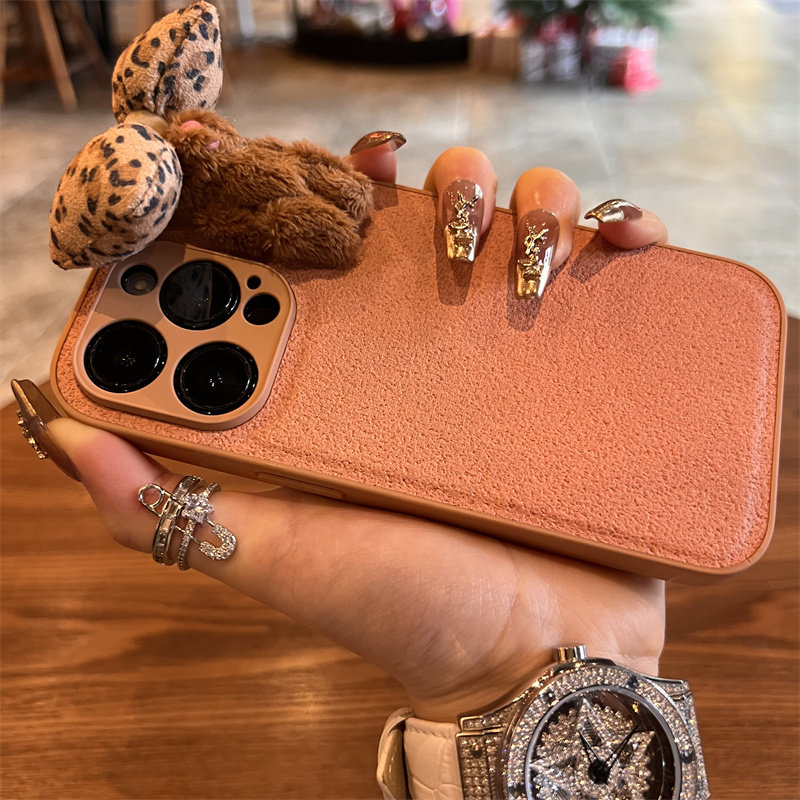 橙色荔枝纹立体豹纹小熊公仔苹果15手机壳苹果14新款iphone15promax高级感苹果13套12防摔ProMax全包Pro适用