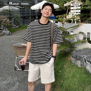 CC黑色圆领色织提花条纹短袖T恤男生2025新款夏季纯棉宽松休闲图片