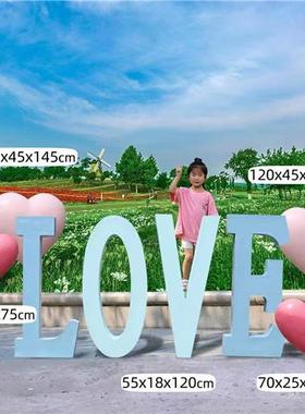 景区草坪网红拍照打卡婚庆爱心装饰告白气球天梯云朵秋千座椅摆件