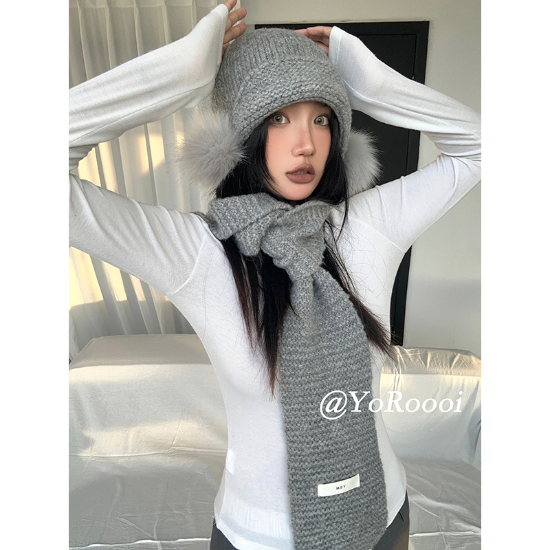 灰色针织毛线连帽围巾一体帽子