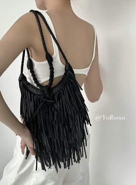 YoRoooi 小众复古个性黑色流苏包包夏季手工出街百搭单肩包斜挎包
