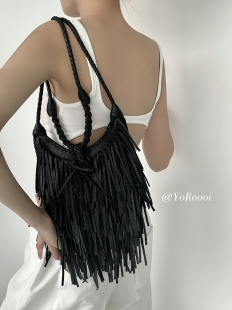 YoRoooi 小众复古个性黑色流苏包包夏季手工出街百搭单肩包斜挎包